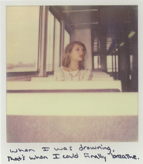 Taylor Swift — Polaroids — photo 11