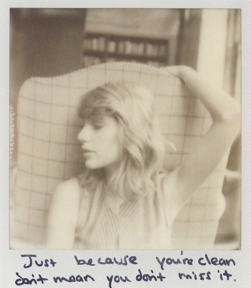 Taylor Swift — Polaroids — photo 12