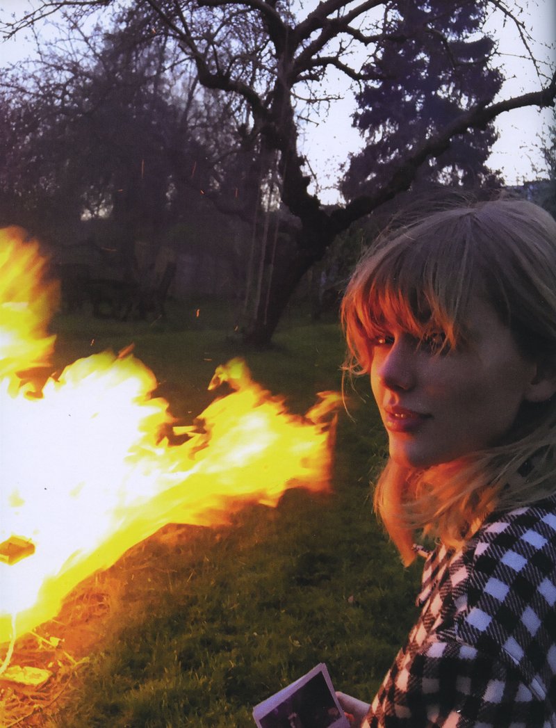 Taylor Swift — reputation volume 1 — photo 19