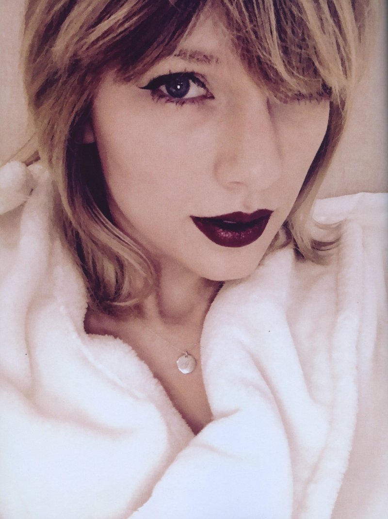 Taylor Swift — reputation volume 1 — photo 27
