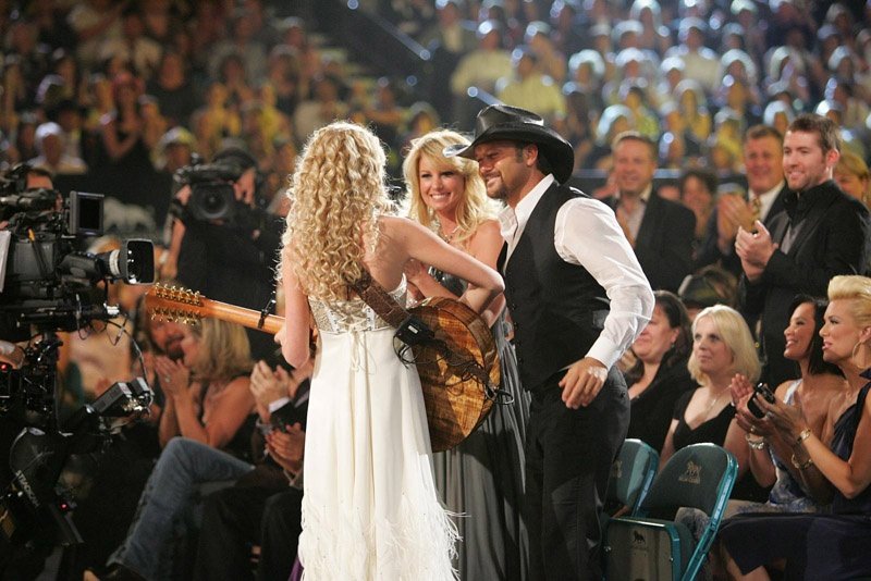 Taylor Swift — 42nd Academy of Country Music Awards — photo 9