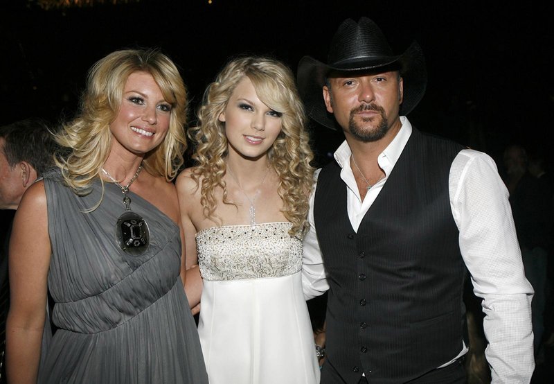Taylor Swift — 42nd Academy of Country Music Awards — photo 12