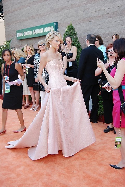 Taylor Swift — 42nd Academy of Country Music Awards — photo 20