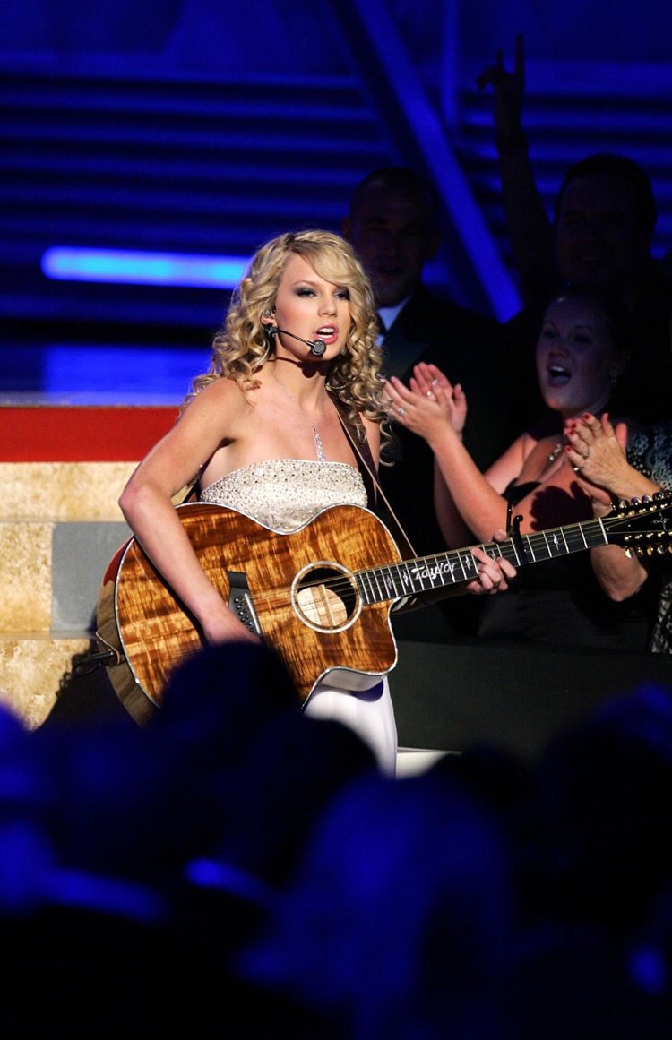 Taylor Swift — 42nd Academy of Country Music Awards — photo 141