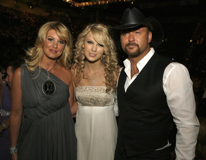 Taylor Swift — 42nd Academy of Country Music Awards — photo 144