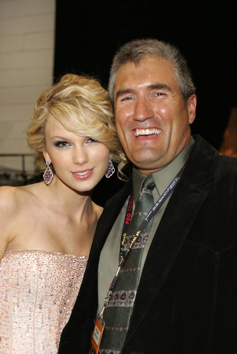 Taylor Swift — 42nd Academy of Country Music Awards — photo 146