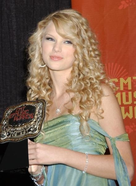 Taylor Swift — 2007 CMT Music Awards — photo 108