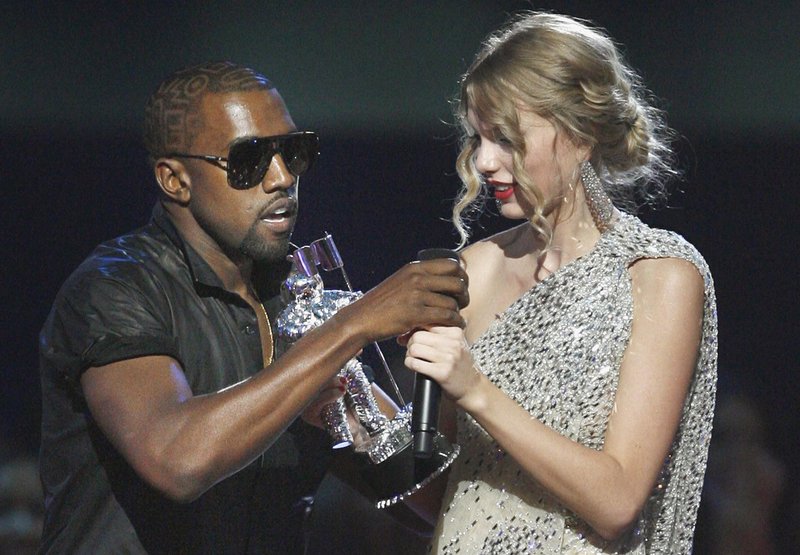 Taylor Swift — 2009 MTV Video Music Awards — photo 26