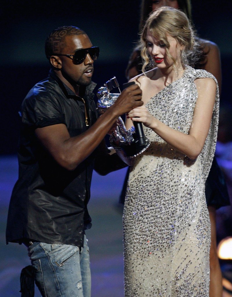 Taylor Swift — 2009 MTV Video Music Awards — photo 29