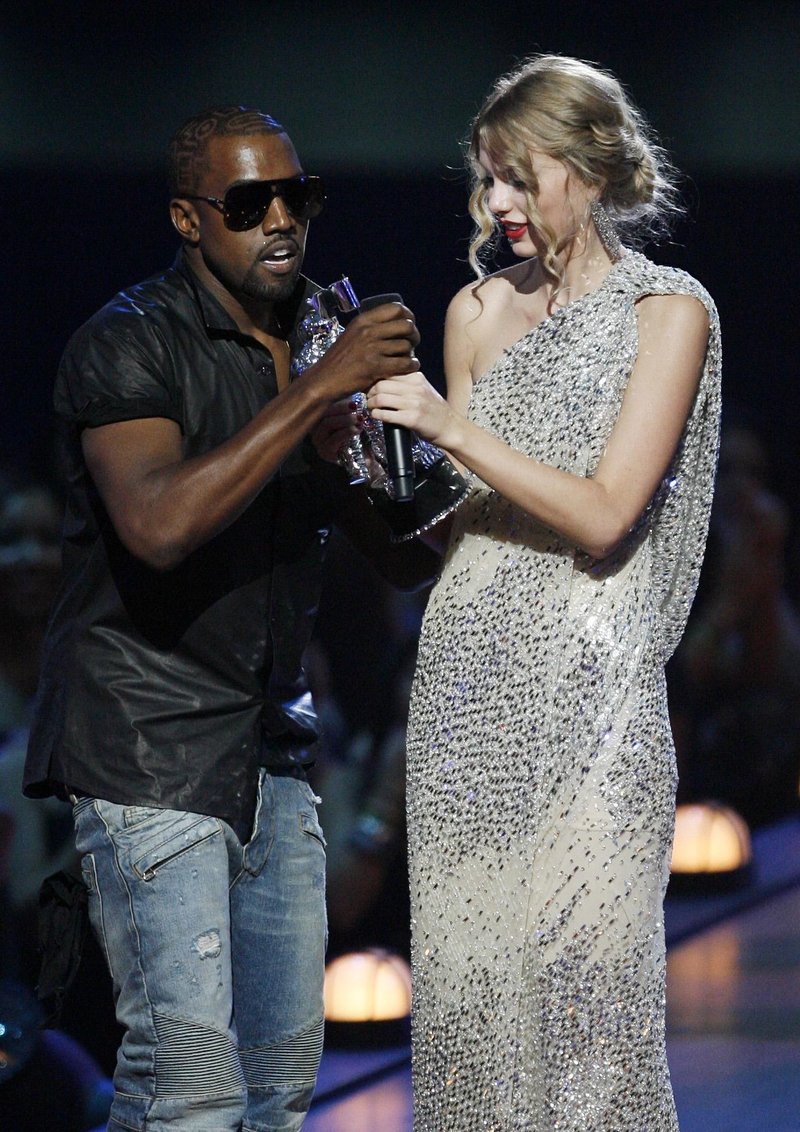 Taylor Swift — 2009 MTV Video Music Awards — photo 35