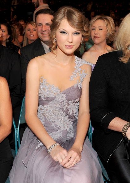 Taylor Swift at 45th Academy of Country Music Awards — photo 91