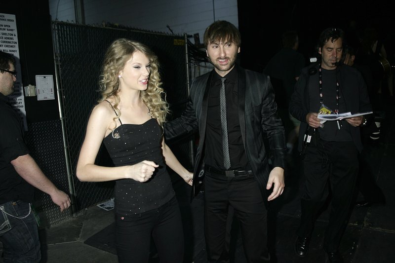 Taylor Swift at 45th Academy of Country Music Awards — photo 97
