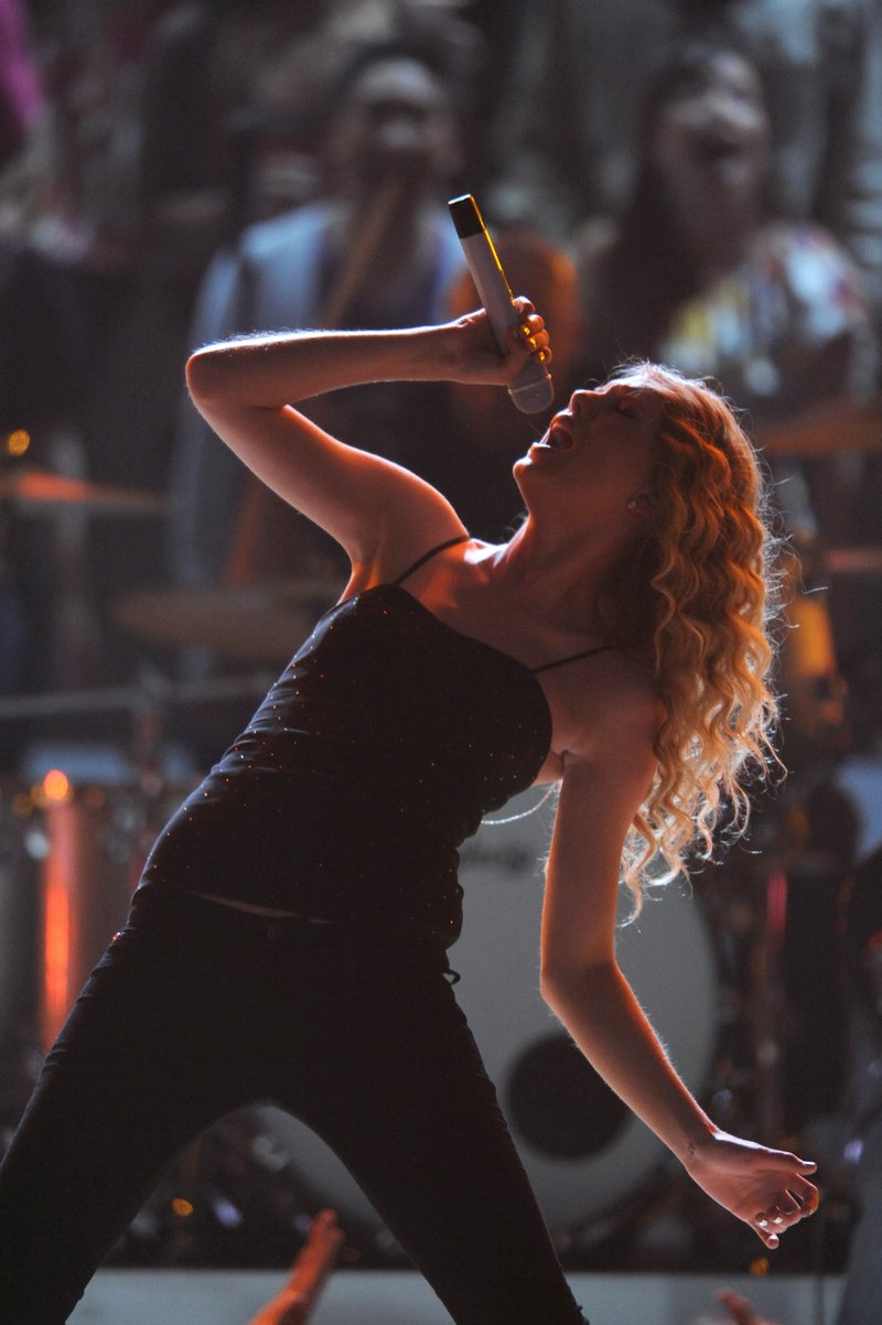 Taylor Swift at 45th Academy of Country Music Awards — photo 116