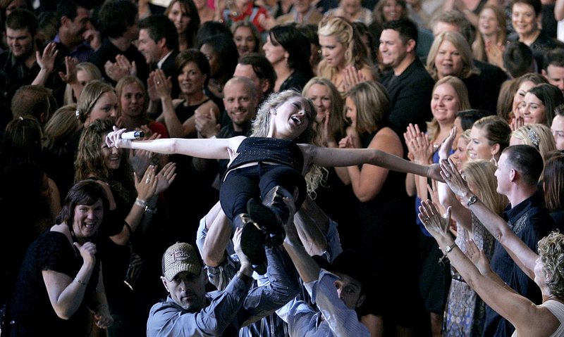 Taylor Swift at 45th Academy of Country Music Awards — photo 122