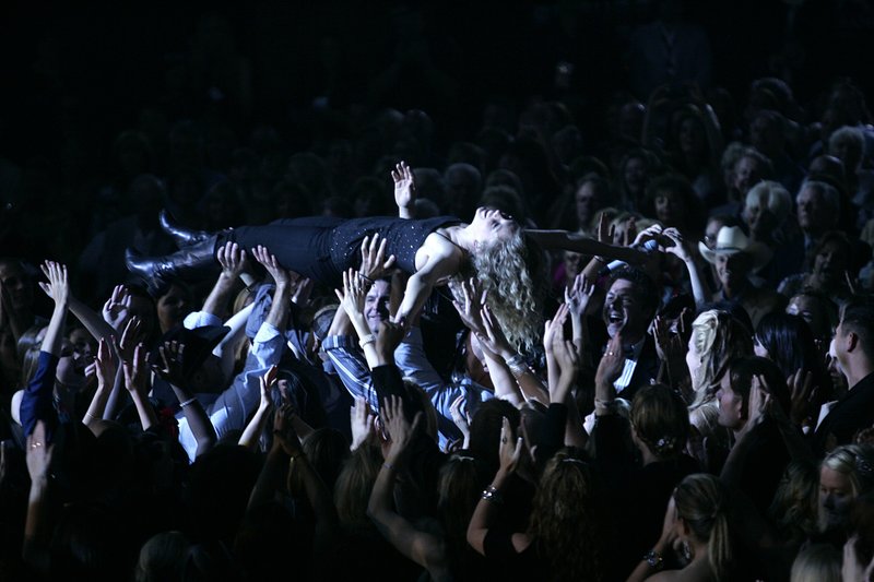 Taylor Swift at 45th Academy of Country Music Awards — photo 136