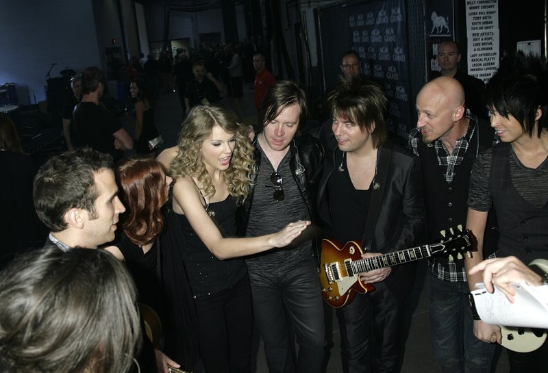 Taylor Swift at 45th Academy of Country Music Awards — photo 151