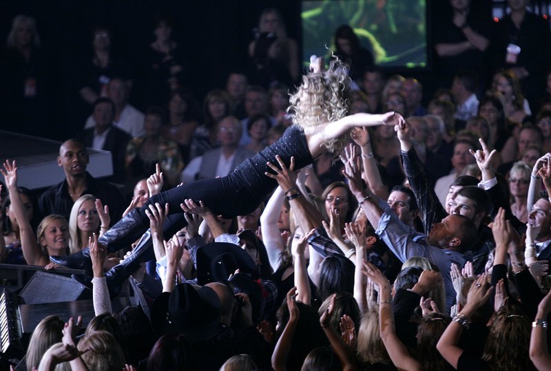 Taylor Swift at 45th Academy of Country Music Awards — photo 166