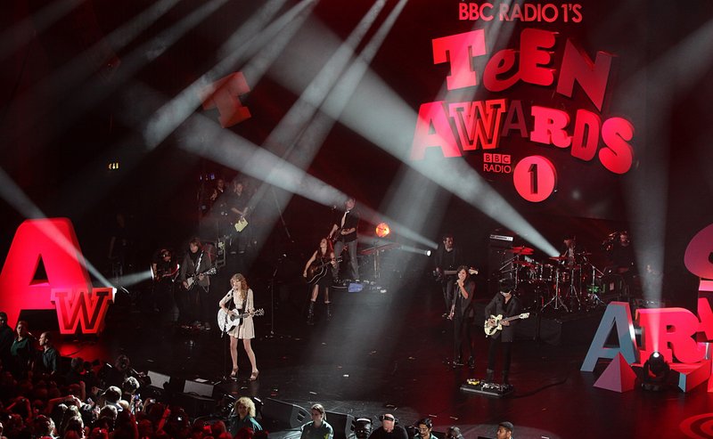 Taylor Swift at BBC Radio 1's Teen Awards 2010 — photo 43
