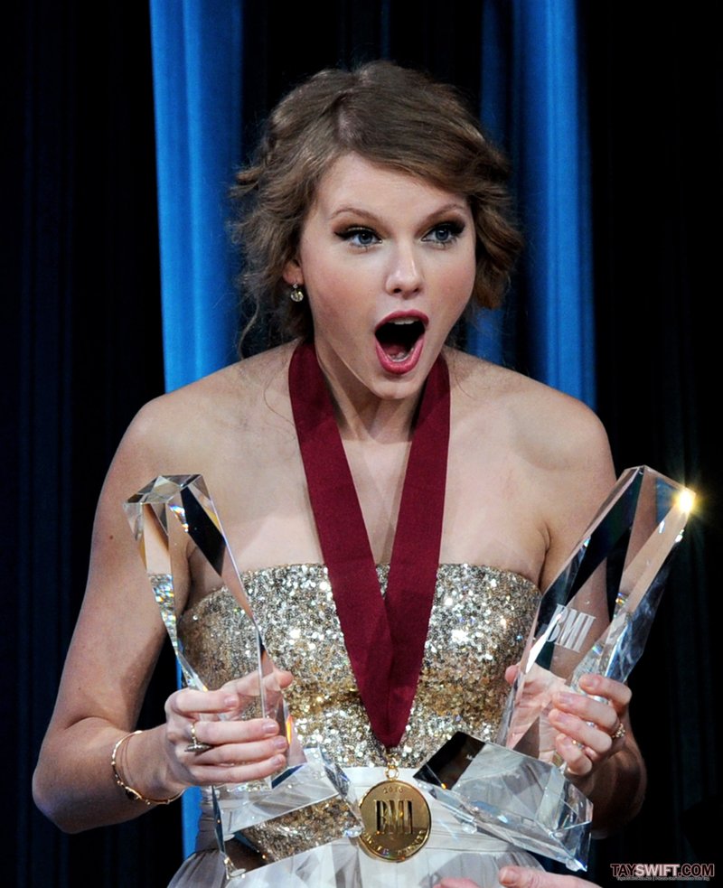 Taylor Swift at BMI's 58th Annual Pop Awards — photo 88