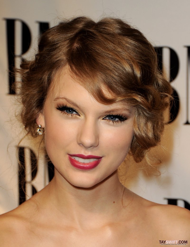 Taylor Swift at BMI's 58th Annual Pop Awards — photo 99
