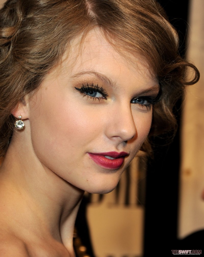 Taylor Swift at BMI's 58th Annual Pop Awards — photo 108