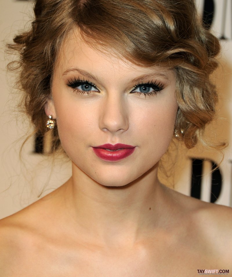Taylor Swift at BMI's 58th Annual Pop Awards — photo 109