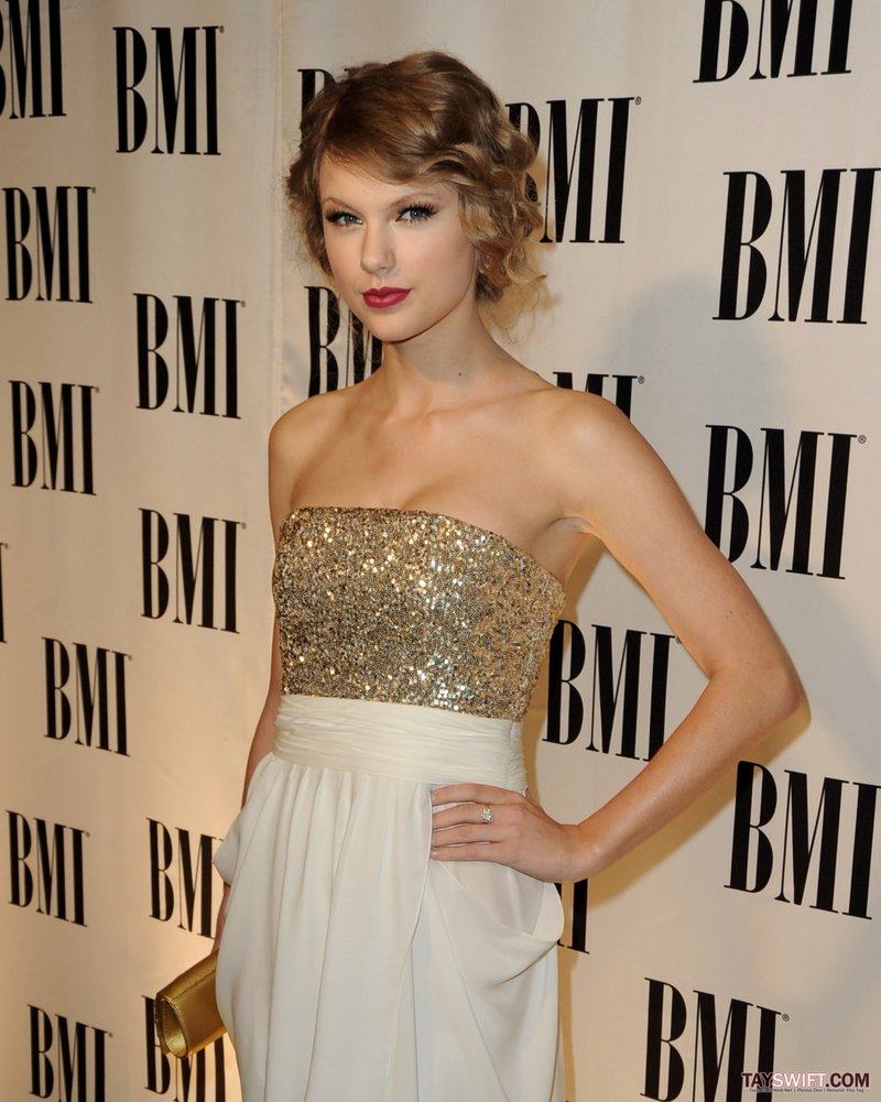 Taylor Swift at BMI's 58th Annual Pop Awards — photo 110