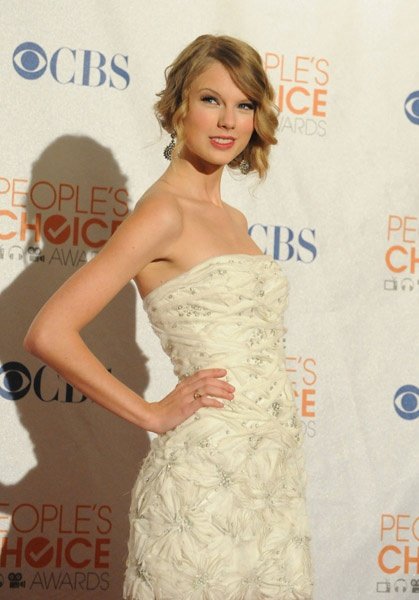 Taylor Swift at 2010 People's Choice Awards — photo 56