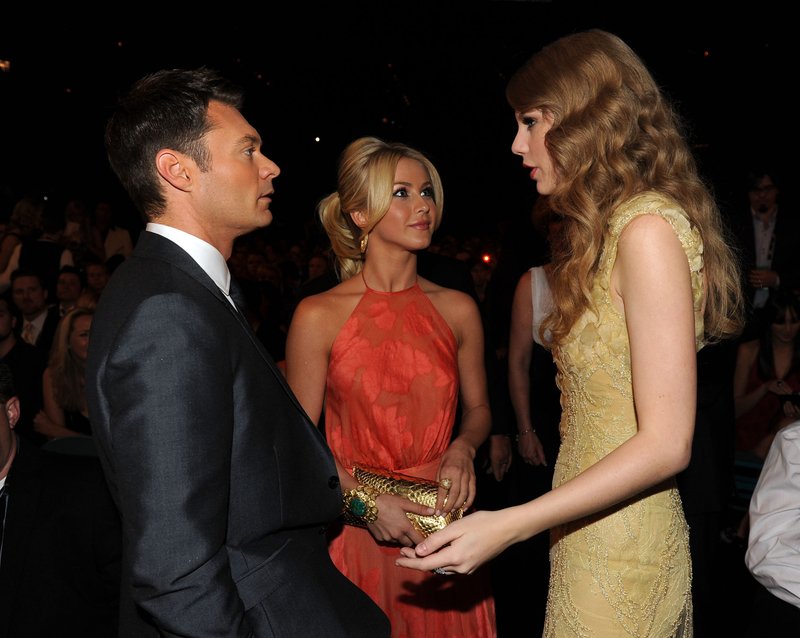 Taylor Swift at 46th Annual Academy Of Country Music Awards — photo 27