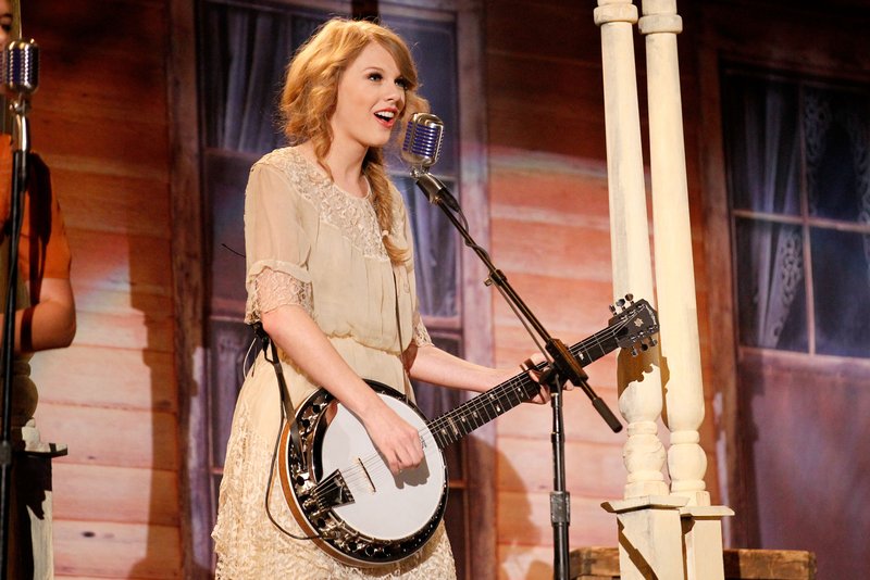 Taylor Swift at 46th Annual Academy Of Country Music Awards — photo 39