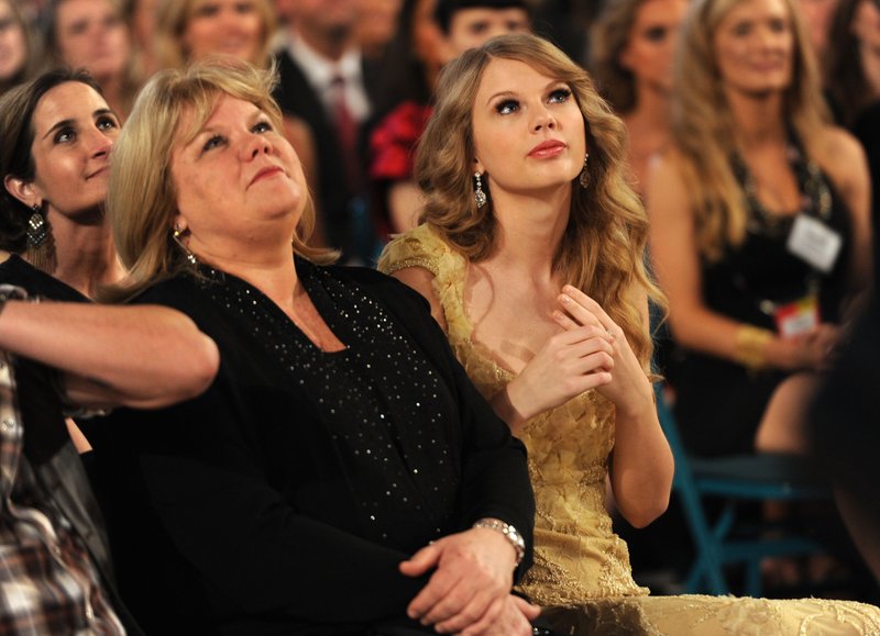 Taylor Swift at 46th Annual Academy Of Country Music Awards — photo 61