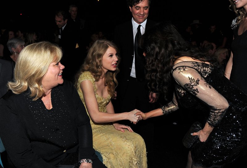 Taylor Swift at 46th Annual Academy Of Country Music Awards — photo 84