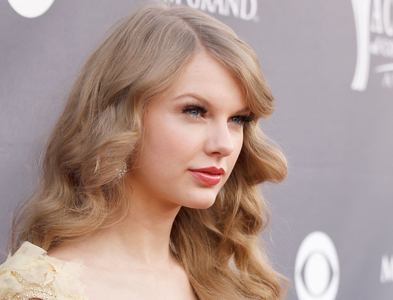 Taylor Swift at 46th Annual Academy Of Country Music Awards — photo 118