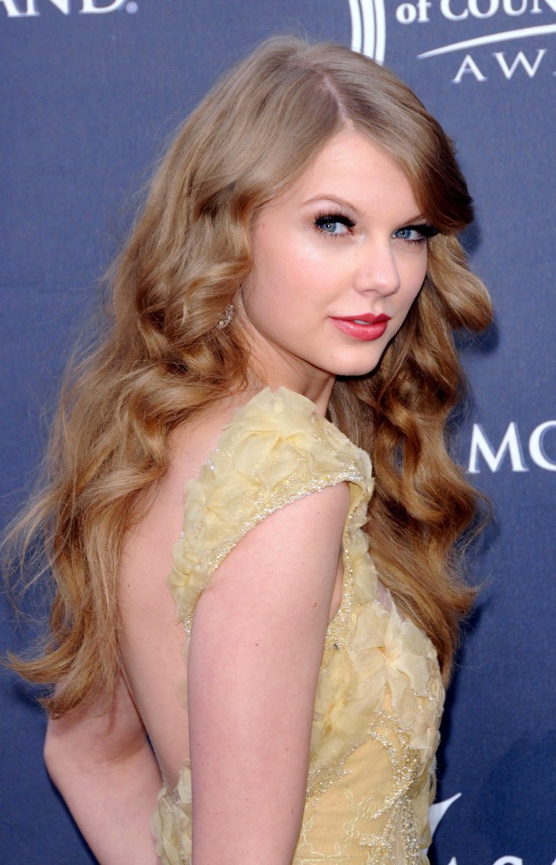 Taylor Swift at 46th Annual Academy Of Country Music Awards — photo 187