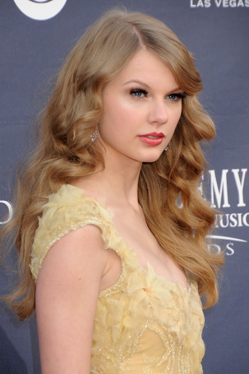 Taylor Swift at 46th Annual Academy Of Country Music Awards — photo 190