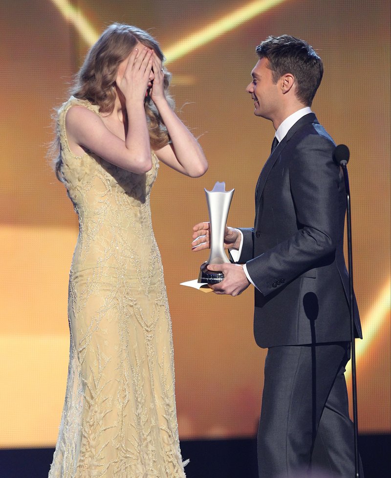 Taylor Swift at 46th Annual Academy Of Country Music Awards — photo 249