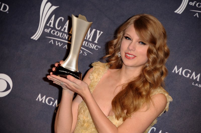 Taylor Swift at 46th Annual Academy Of Country Music Awards — photo 257