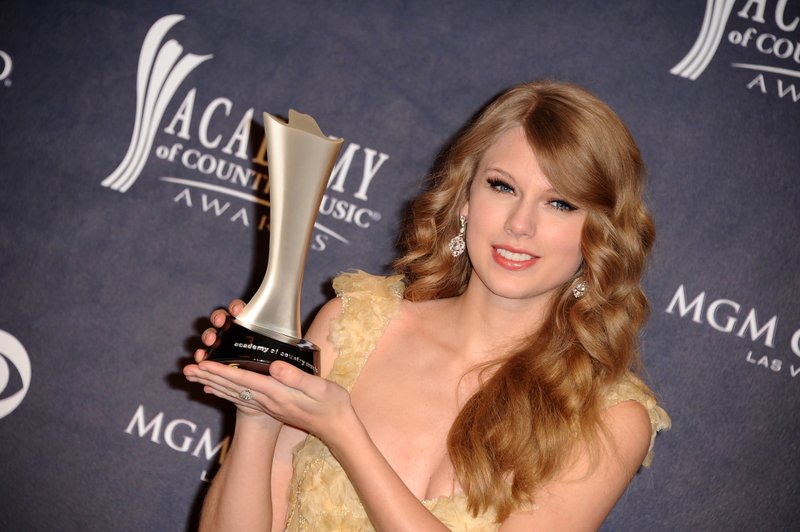 Taylor Swift at 46th Annual Academy Of Country Music Awards — photo 259