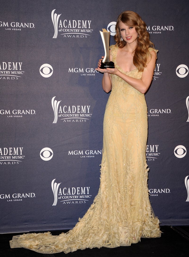 Taylor Swift at 46th Annual Academy Of Country Music Awards — photo 295