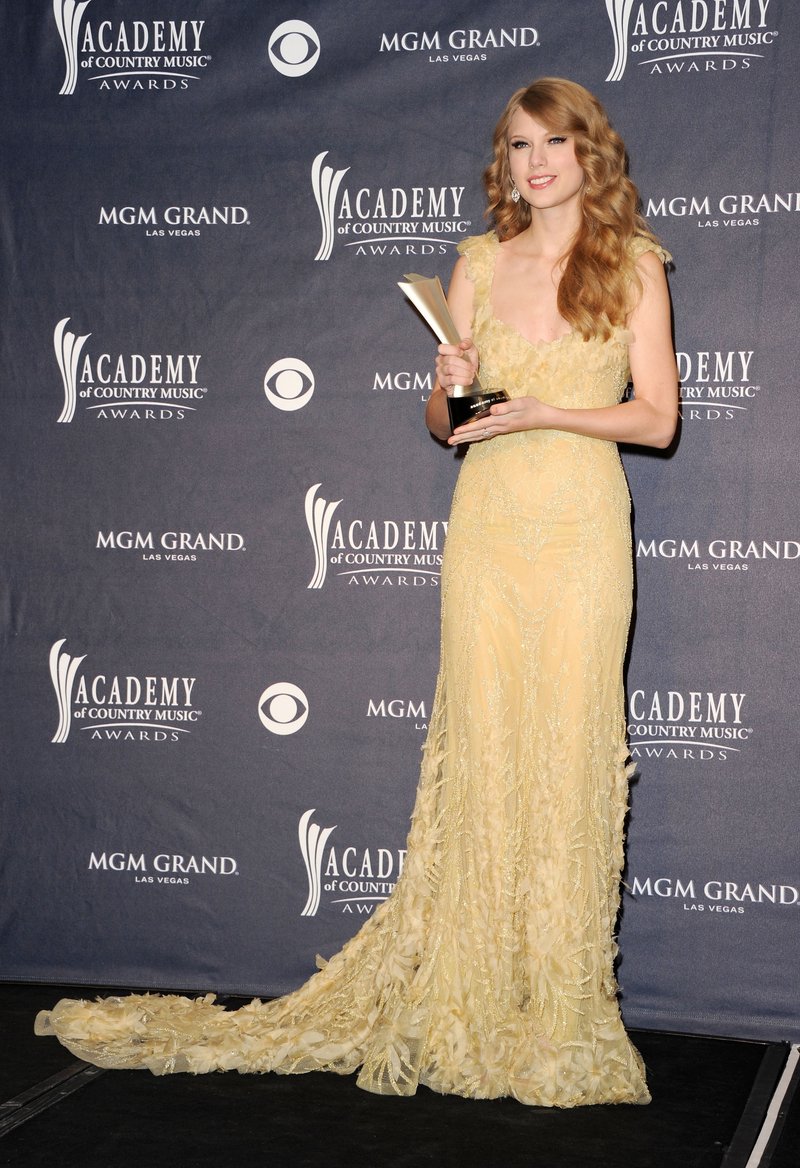 Taylor Swift at 46th Annual Academy Of Country Music Awards — photo 302