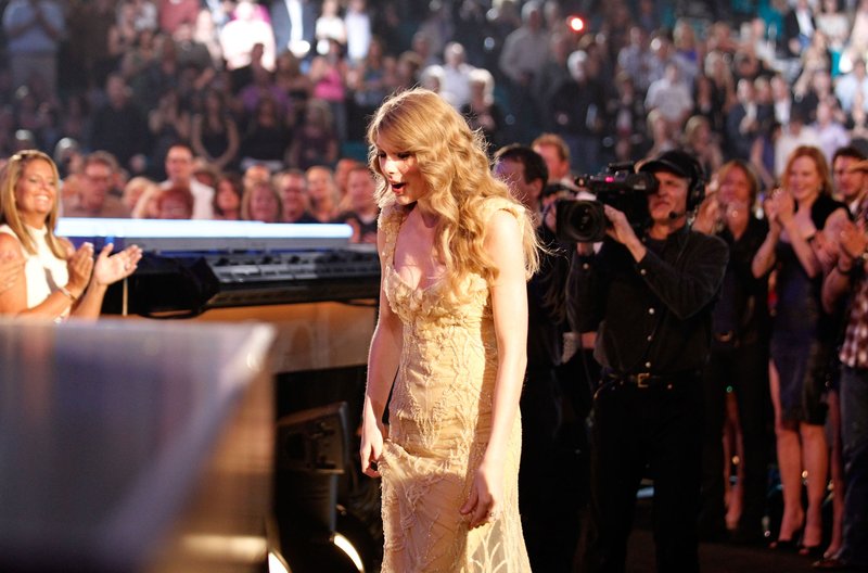 Taylor Swift at 46th Annual Academy Of Country Music Awards — photo 320