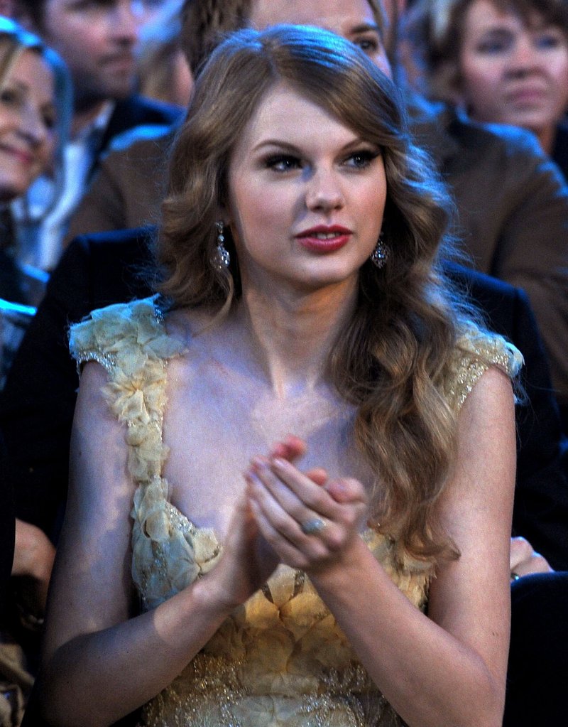 Taylor Swift at 46th Annual Academy Of Country Music Awards — photo 322