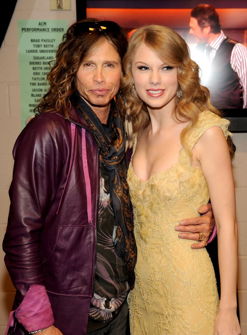 Taylor Swift at 46th Annual Academy Of Country Music Awards — photo 323