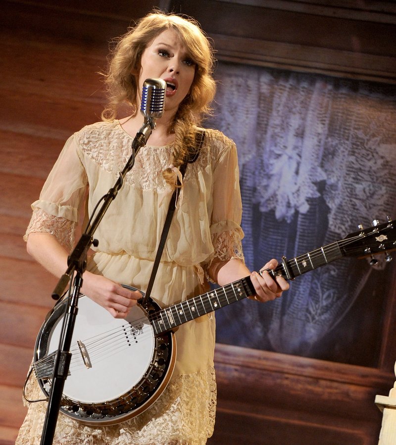 Taylor Swift at 46th Annual Academy Of Country Music Awards — photo 331