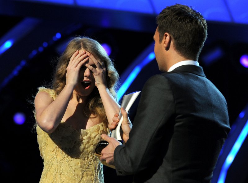 Taylor Swift at 46th Annual Academy Of Country Music Awards — photo 341