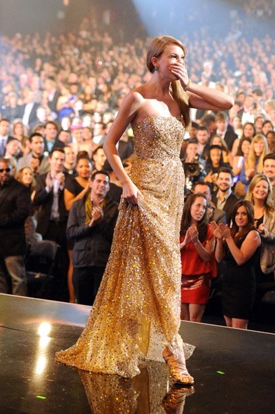 Taylor Swift at 2011 American Music Awards — photo 242