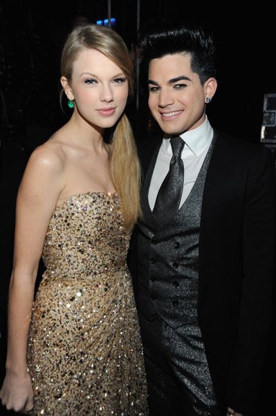 Taylor Swift at 2011 American Music Awards — photo 260