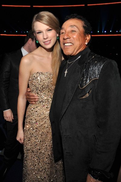 Taylor Swift at 2011 American Music Awards — photo 319