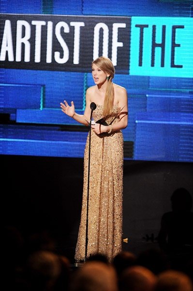 Taylor Swift at 2011 American Music Awards — photo 495