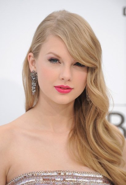 Taylor Swift at 2011 Billboard Music Awards — photo 51